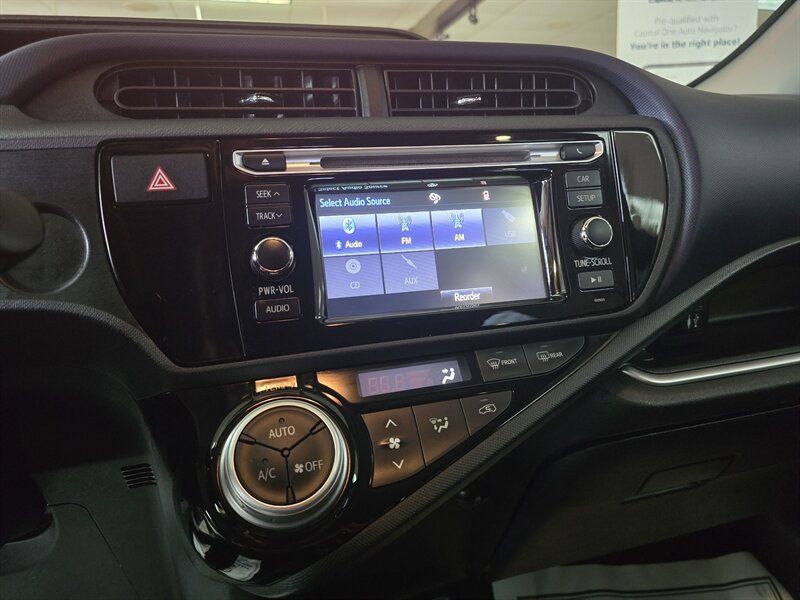 Used 2015 Toyota Prius C Two FWD image 21