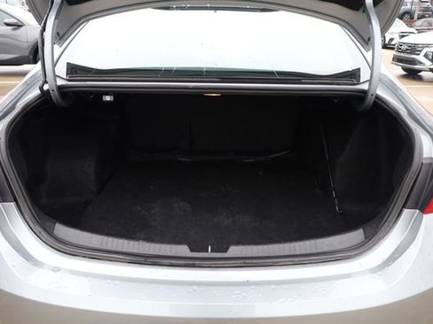 Used 2023 Chevrolet Malibu LT image 30