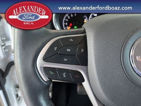 Used 2019 Jeep Grand Cherokee Limited w/ Luxury Group II image 23