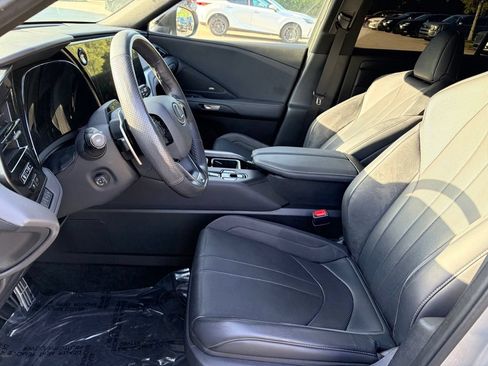 Used 2024 Lexus TX 500h AWD w/ Technology Package image 4