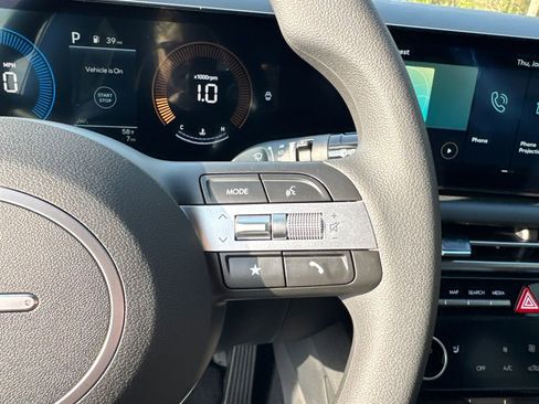 New 2026 Hyundai Santa Cruz SEL FWD image 16