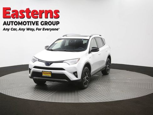 Used 2018 Toyota RAV4 SE AWD/4WD image 56