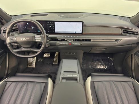 Used 2024 Kia EV9 GT-Line AWD/4WD image 13