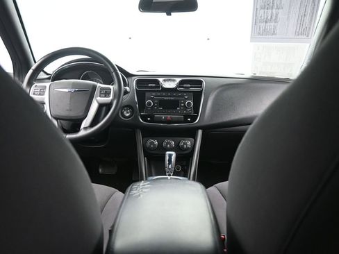 Used 2014 Chrysler 200 Touring image 24