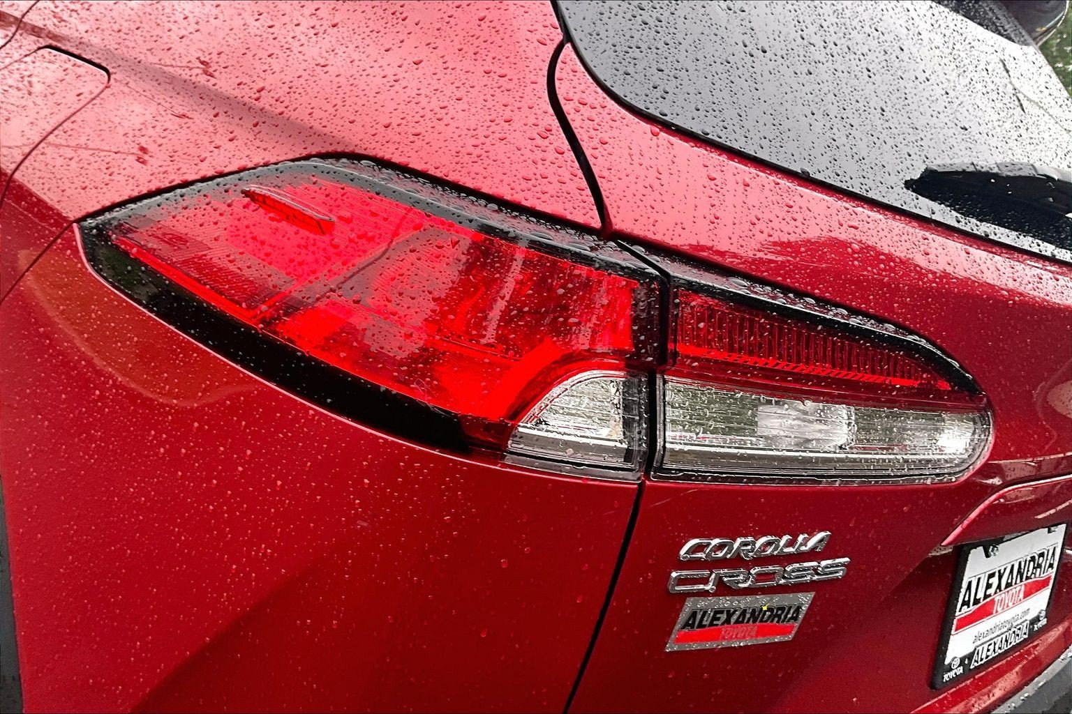 Used 2023 Toyota Corolla Cross LE w/ Moonroof Package AWD/4WD image 27