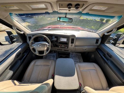 Used 2015 Nissan NV 3500 SL w/ Technology Package image 16