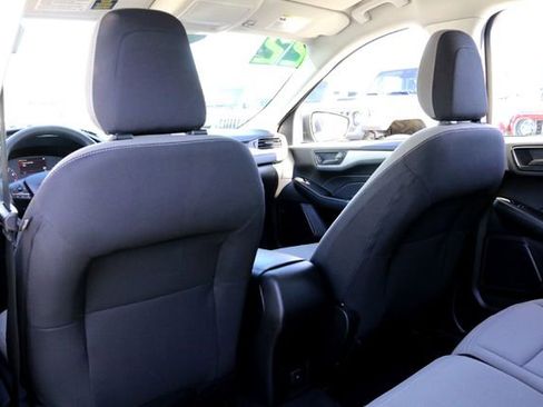 Used 2022 Ford Escape S image 22