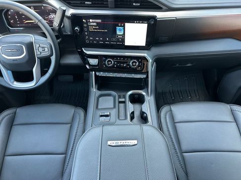 New 2026 GMC Sierra 2500 Denali w/ LPO, Black Badging Package image 12