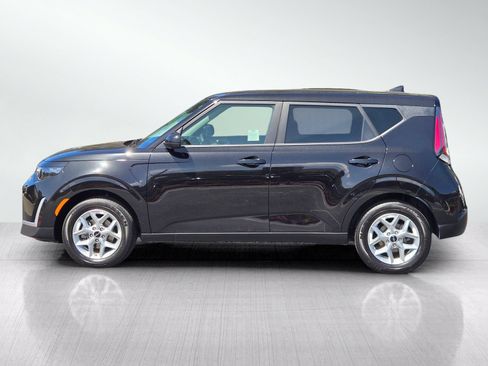 Certified 2025 Kia Soul LX w/ LX Technology Package FWD image 7