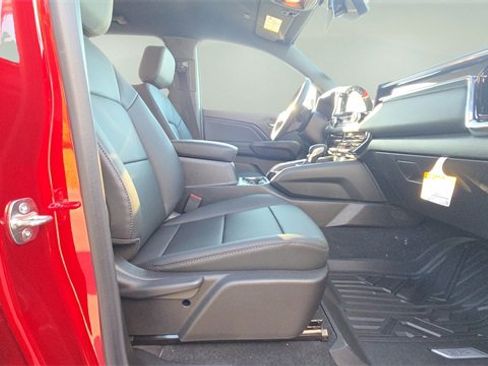 New 2026 GMC Canyon Elevation w/ Convenience Package image 13