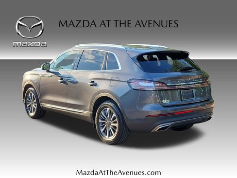 Used 2023 Lincoln Nautilus FWD image 5