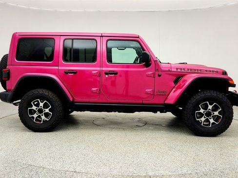 Used 2022 Jeep Wrangler Unlimited Rubicon w/ LED Lighting Group image 4