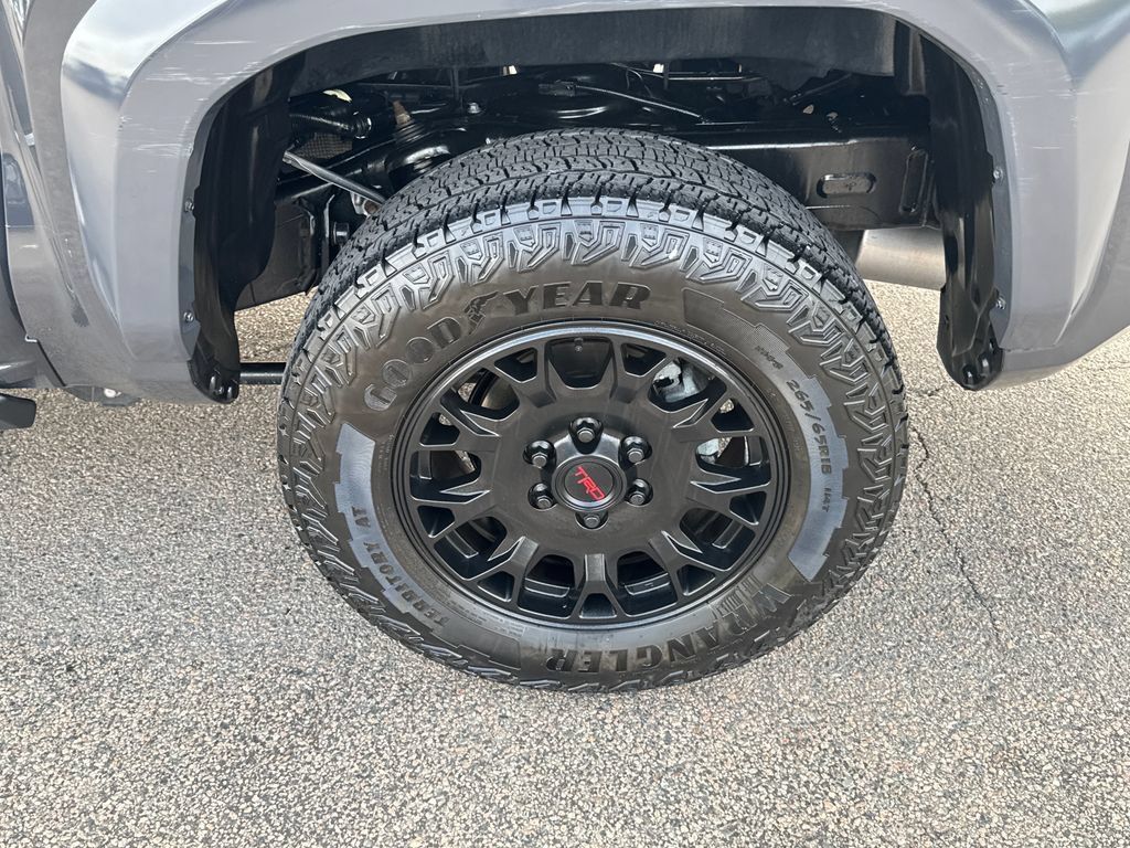 Used 2026 Toyota Tacoma TRD Sport w/ TRD Sport Upgrade Package AWD/4WD image 37