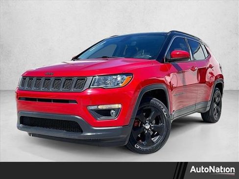 Used 2018 Jeep Compass Latitude w/ Popular Equipment Group image 1
