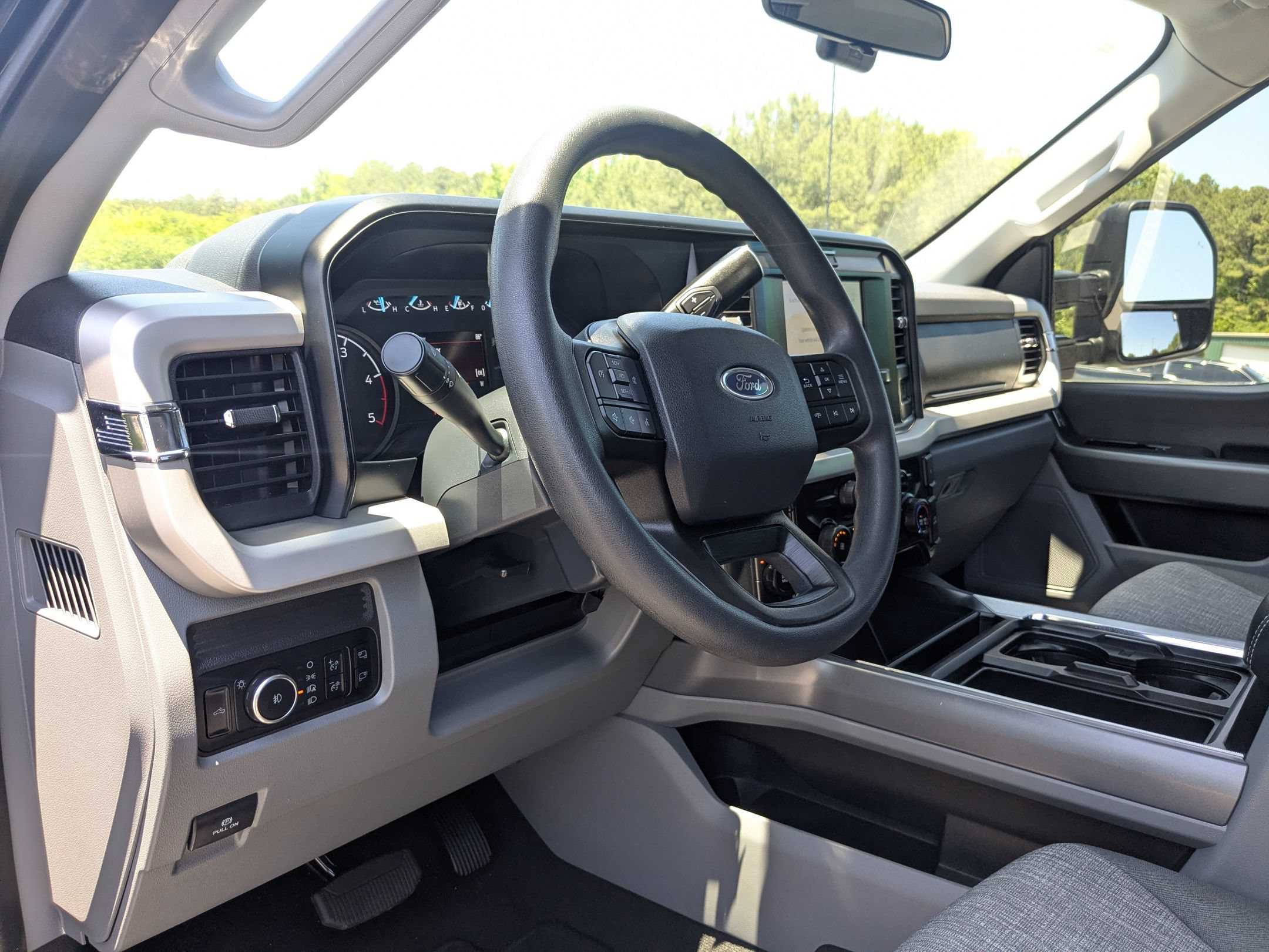 Used 2025 Ford F350 XLT w/ 360-Degree Camera Package AWD/4WD image 13