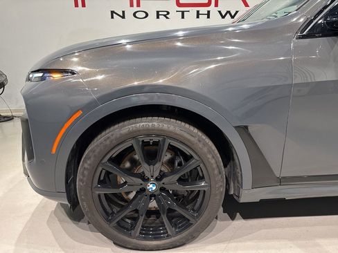 Used 2023 BMW X7 xDrive40i w/ M Sport Package image 7