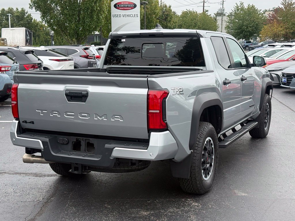 Used 2024 Toyota Tacoma TRD Off-Road w/ TRD Off Road Upgrade Package AWD/4WD image 8
