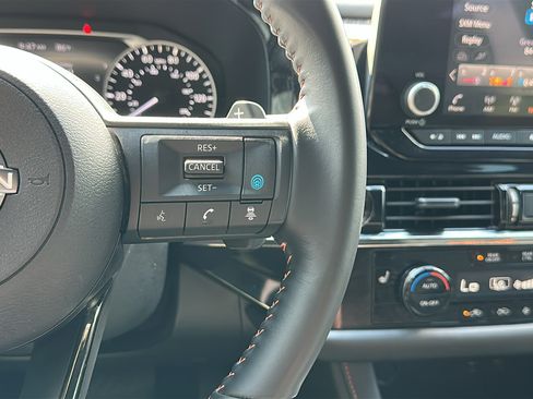 Certified 2024 Nissan Pathfinder Rock Creek AWD/4WD image 18