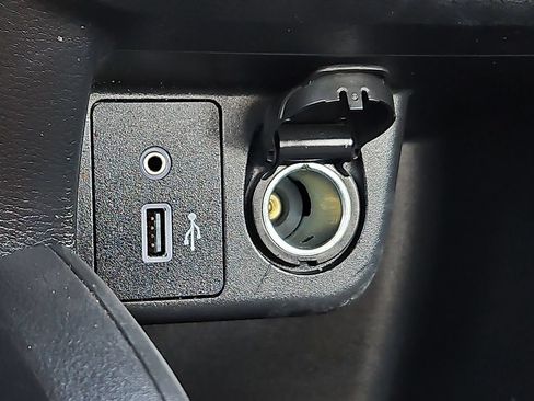 Used 2023 Nissan Versa S FWD image 24