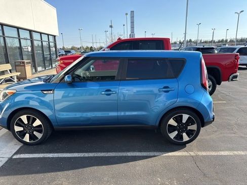 Used 2016 Kia Soul + w/ Designer's Package image 3