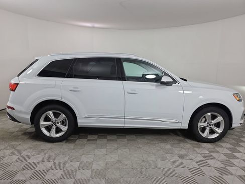 Used 2023 Audi Q7 2.0T Premium Plus w/ Premium Plus Package AWD/4WD image 8