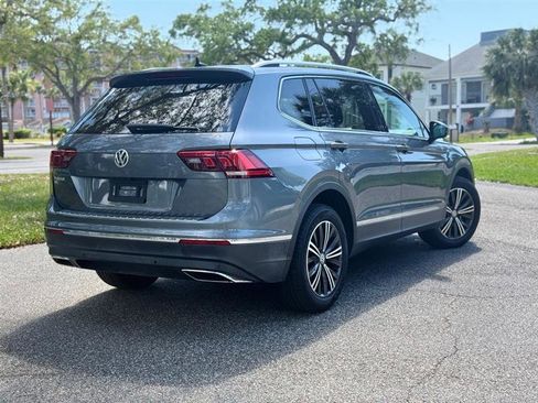 Used 2019 Volkswagen Tiguan SEL image 4
