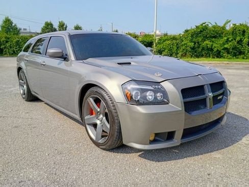 Used 2006 Dodge Magnum SRT8 w/ SRT Option Group III RWD image 20