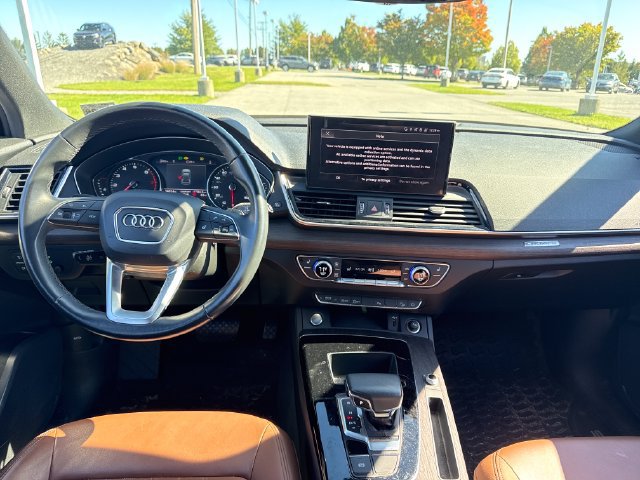 Used 2023 Audi Q5 2.0T Premium w/ Convenience Package AWD/4WD image 19