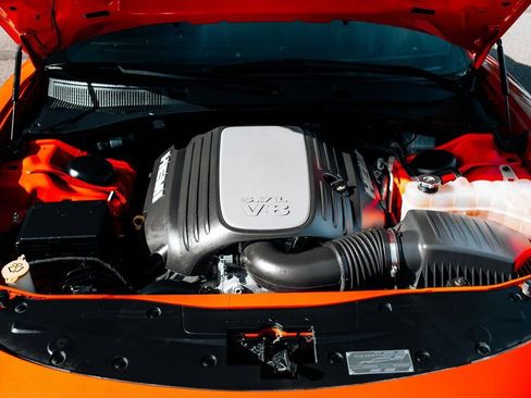 Used 2023 Dodge Charger R/T w/ Technology Group RWD image 49