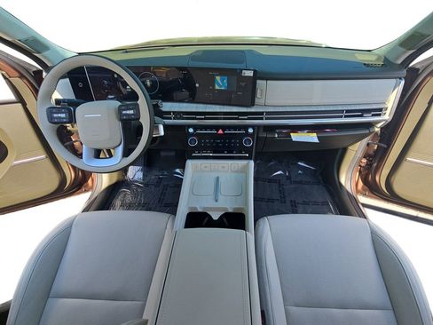 New 2025 Hyundai Santa Fe Calligraphy image 9