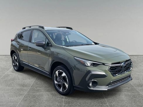 Certified 2025 Subaru Crosstrek 2.5i Limited w/ Crosstrek Mirror Package image 6