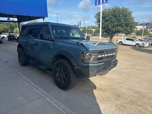 Used 2022 Ford Bronco Big Bend AWD/4WD image 2