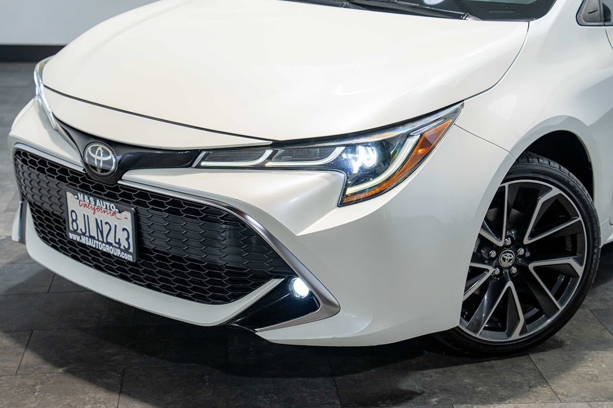 Used 2019 Toyota Corolla XSE FWD image 10