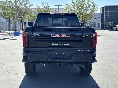 New 2025 GMC Sierra 2500 Denali w/ Denali Reserve Package image 5