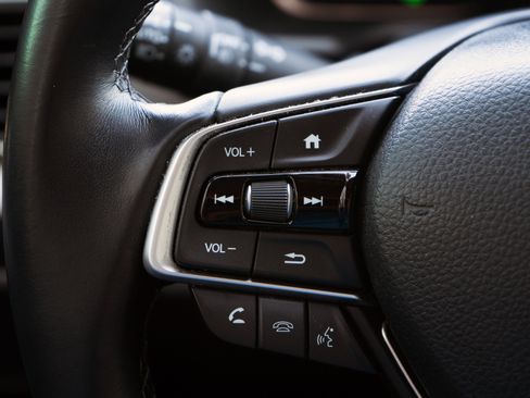 Certified 2019 Honda Accord EX-L image 20