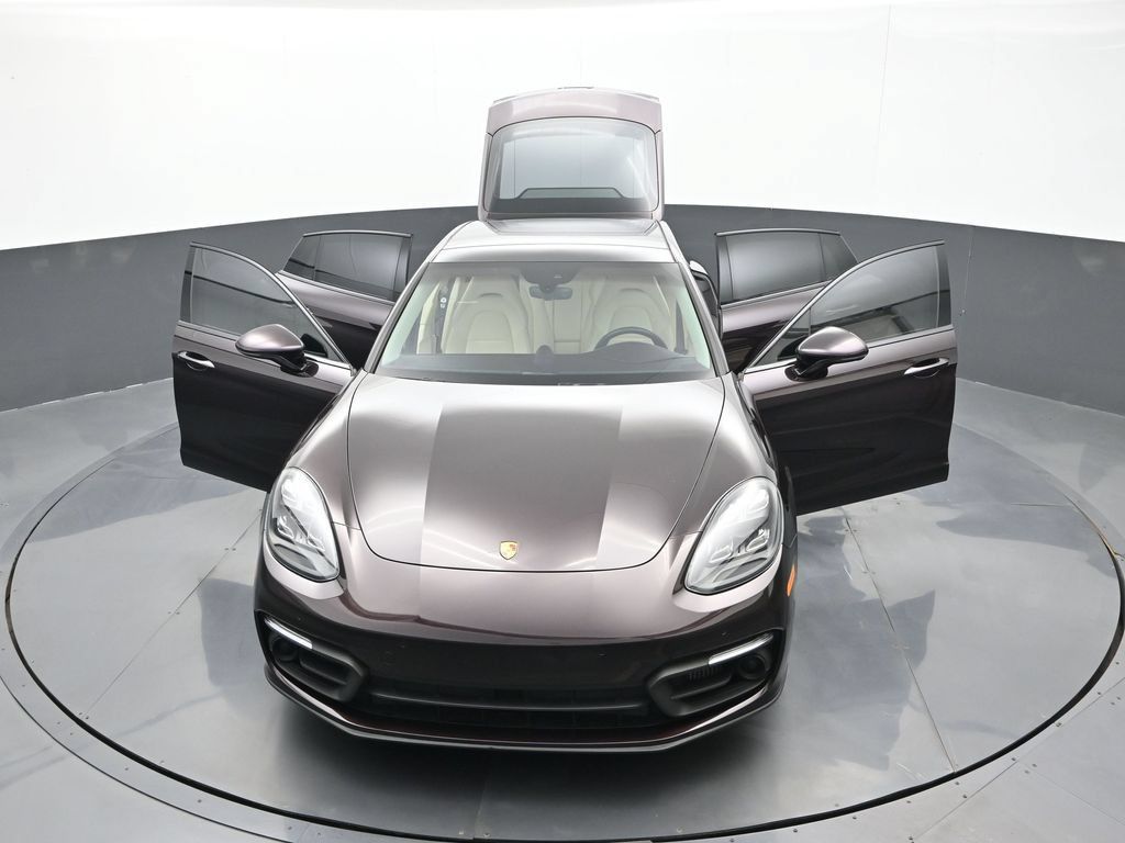 Certified 2023 Porsche Panamera 4 Platinum Edition AWD/4WD image 33