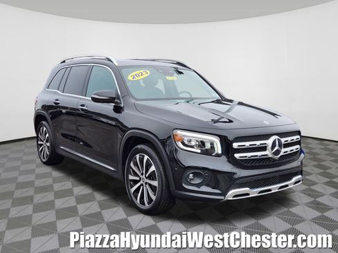 Used 2023 Mercedes-Benz GLB 250 4MATIC image 1