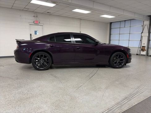 Used 2021 Dodge Charger SXT w/ Blacktop Package RWD image 3