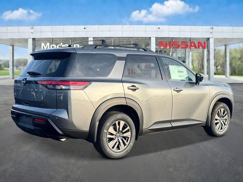 New 2026 Nissan Pathfinder SV AWD/4WD image 5