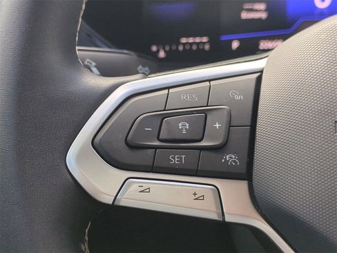 Used 2023 Volkswagen Taos SE image 26