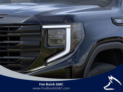 Used 2026 GMC Sierra 1500 Elevation image 10