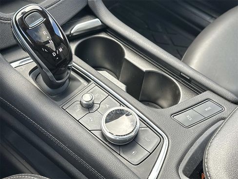 Used 2023 Cadillac XT5 Premium Luxury image 34