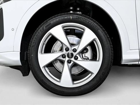 New 2025 Audi Q5 Premium Plus image 7