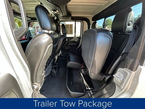 Used 2020 Jeep Gladiator Rubicon image 15