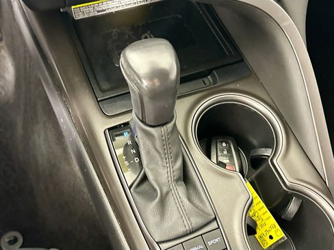 Used 2021 Toyota Camry XSE AWD/4WD image 21