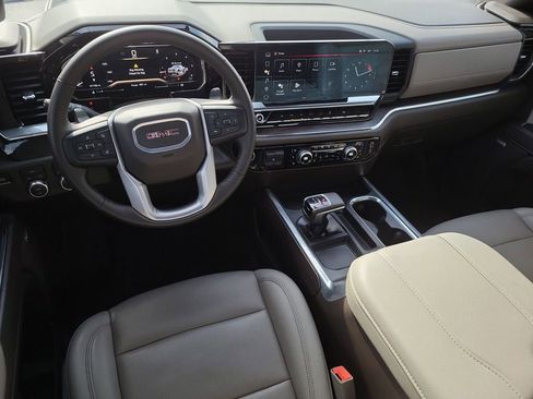 Used 2024 GMC Sierra 1500 SLT w/ SLT Premium Plus Package image 19