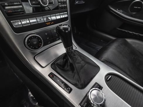 Used 2014 Mercedes-Benz SLK 250 w/ Sport Package image 14