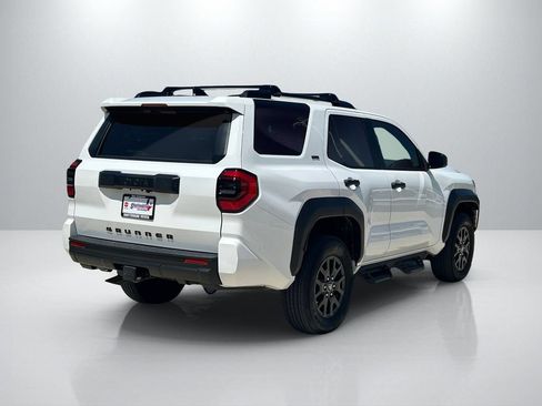 Used 2026 Toyota 4Runner SR5 AWD/4WD image 5