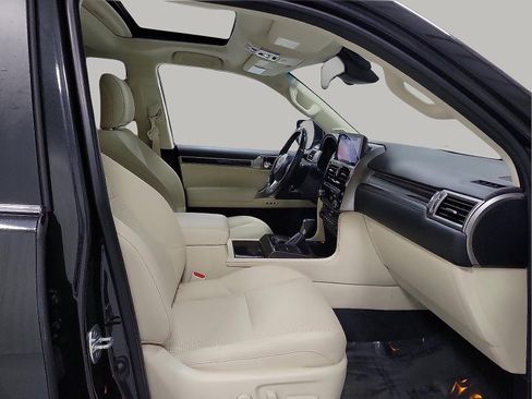 Used 2023 Lexus GX 460 Premium image 12