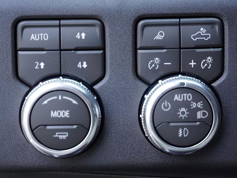 New 2026 GMC Sierra 1500 Elevation w/ Elevation Premium Package image 17